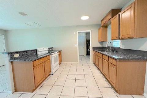 Casa en alquiler en Sarasota, Florida, 3 dormitorios, 121.05 m2 № 1854682 - foto 4