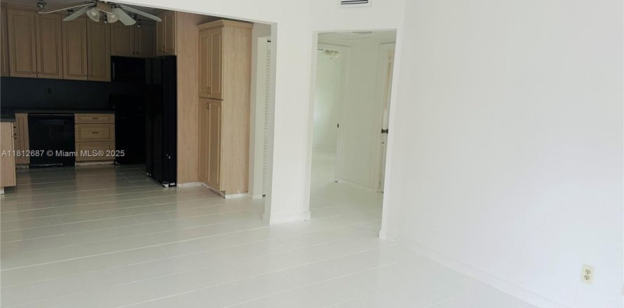 Villa ou maison à Dania Beach, Floride 2 chambres, 218.6 m2 № 1780117