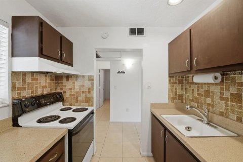 Купить кондоминиум в Бока-Ратон, Флорида 3 комнаты, 72.46м2, № 2168568 - фото 10