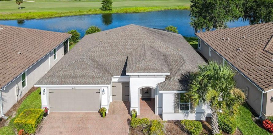 Casa en Kissimmee, Florida 3 dormitorios, 225.47 m2 № 1801691