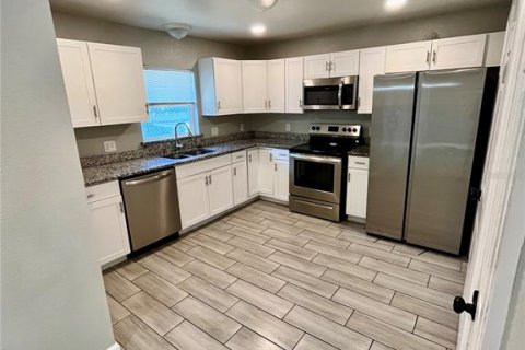 Casa en alquiler en Winter Haven, Florida, 3 dormitorios, 136.75 m2 № 2112416 - foto 6