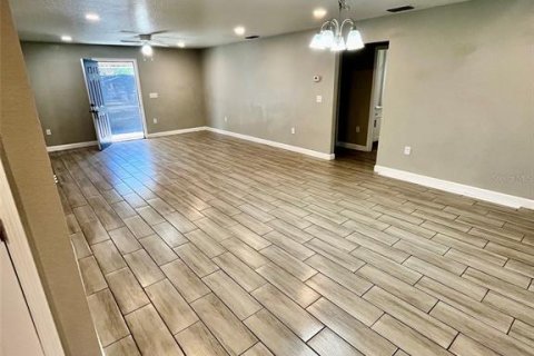 Casa en alquiler en Winter Haven, Florida, 3 dormitorios, 136.75 m2 № 2112416 - foto 5