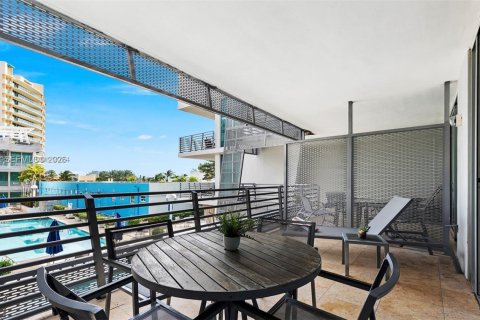 Снять в аренду кондоминиум в Майами-Бич, Флорида 46.45м2, № 2088736 - фото 18