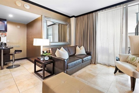 Снять в аренду кондоминиум в Майами-Бич, Флорида 46.45м2, № 2088736 - фото 8