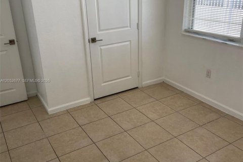 Appartement à louer à Homestead, Floride: 2 chambres, 167.13 m2 № 2262829 - photo 7