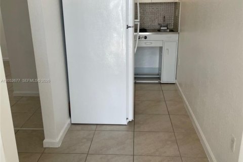 Appartement à louer à Homestead, Floride: 2 chambres, 167.13 m2 № 2262829 - photo 4