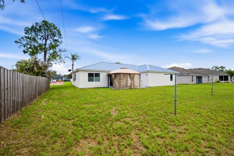Casa en venta en Port St. Lucie, Florida, 3 dormitorios, 159.23 m2 № 2249278 - foto 16