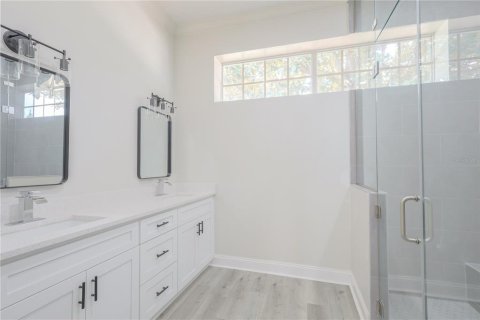 House in Orlando, Florida 4 bedrooms, 222.5 sq.m. № 1677526 - photo 23