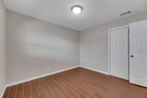 House in Apollo Beach, Florida 3 bedrooms, 103.86 sq.m. № 2150513 - photo 24
