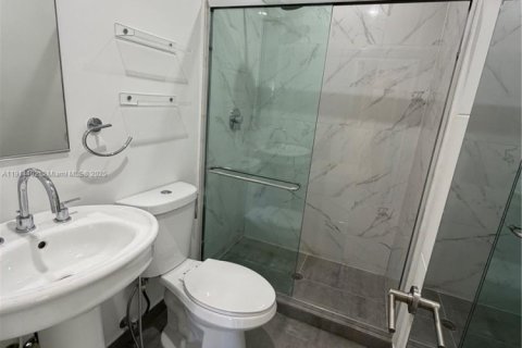 Appartement à louer à Miami, Floride: 1 chambre, 46.45 m2 № 1969979 - photo 5