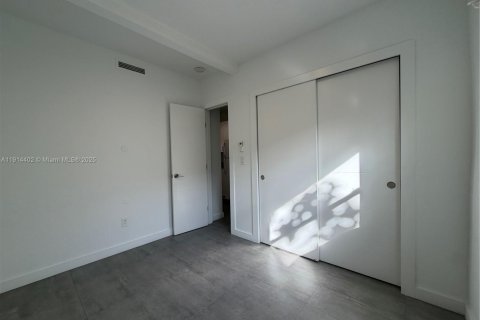 Appartement à louer à Miami, Floride: 1 chambre, 46.45 m2 № 1969979 - photo 8