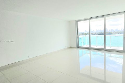 Condo in Miami Beach, Florida, 1 bedroom  № 1683387 - photo 6