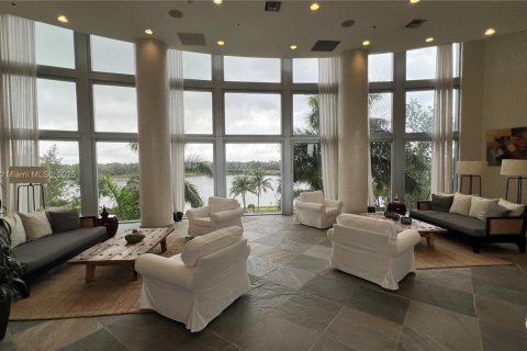 Снять в аренду кондоминиум в Санрайз, Флорида 2 спальни, 118.08м2, № 1927346 - фото 19