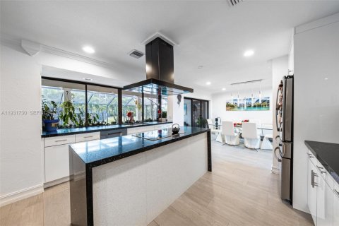 Купить виллу или дом в Дейви, Флорида 4 спальни, 296.54м2, № 1991066 - фото 18