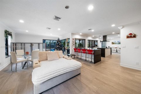 Купить виллу или дом в Дейви, Флорида 4 спальни, 296.54м2, № 1991066 - фото 27