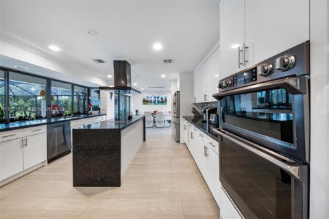 Купить виллу или дом в Дейви, Флорида 4 спальни, 296.54м2, № 1991066 - фото 16