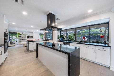 Купить виллу или дом в Дейви, Флорида 4 спальни, 296.54м2, № 1991066 - фото 22