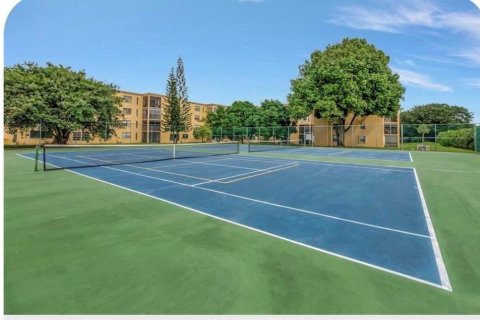Condo in Boca Raton, Florida, 2 bedrooms  № 2175912 - photo 19