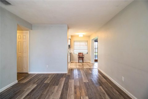 Casa en venta en Lakeland, Florida, 3 dormitorios, 93.65 m2 № 1793497 - foto 3