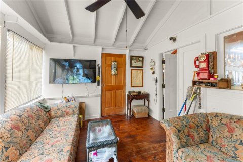 House in New Smyrna Beach, Florida 2 bedrooms, 111.48 sq.m. № 2409855 - photo 25