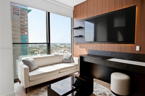 Condo in Miami, Florida  № 2390079 - photo 4