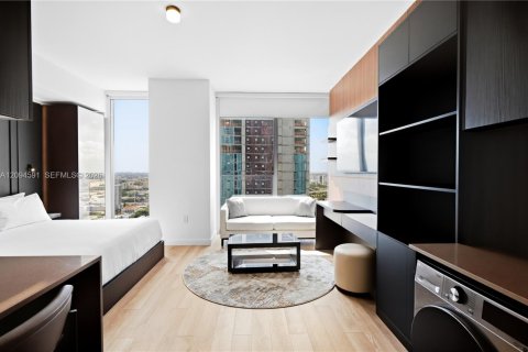 Condo in Miami, Florida  № 2390079 - photo 5