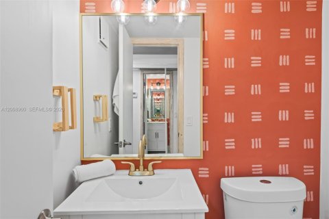 Condo in Deerfield Beach, Florida, 1 bedroom  № 2076139 - photo 6