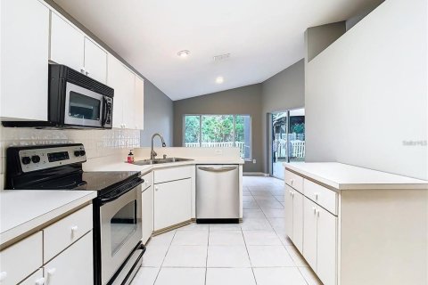 Villa ou maison à vendre à New Port Richey, Floride: 3 chambres, 159.7 m2 № 2330115 - photo 15