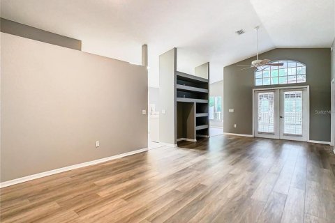 Villa ou maison à vendre à New Port Richey, Floride: 3 chambres, 159.7 m2 № 2330115 - photo 6