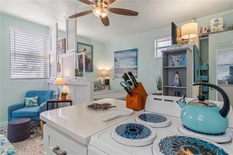 Condominio en venta en New Smyrna Beach, Florida, 5 habitaciones, 32.52 m2 № 2429118 - foto 10