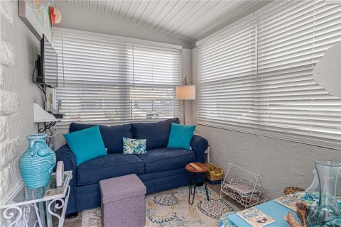 Condominio en venta en New Smyrna Beach, Florida, 5 habitaciones, 32.52 m2 № 2429118 - foto 5