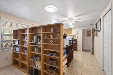 House in Starke, Florida 2 bedrooms, 166.11 sq.m. № 2231568 - photo 14