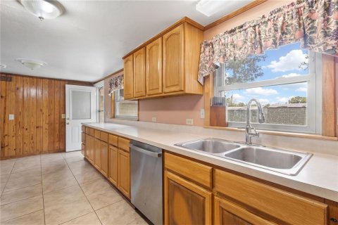 House in Starke, Florida 2 bedrooms, 166.11 sq.m. № 2231568 - photo 8