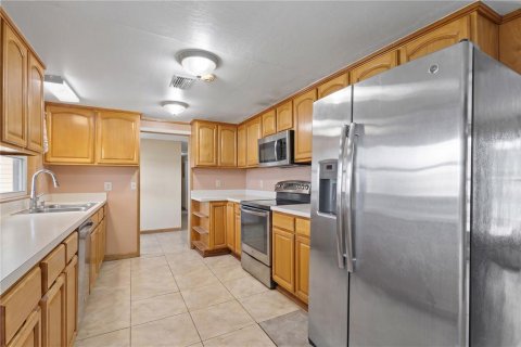 House in Starke, Florida 2 bedrooms, 166.11 sq.m. № 2231568 - photo 9