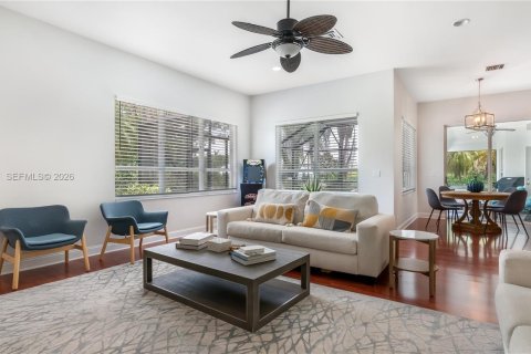 Снять в аренду виллу или дом в Уэст-Палм-Бич, Флорида 3 спальни, 272.67м2, № 2058630 - фото 21