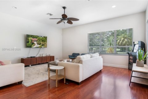 Снять в аренду виллу или дом в Уэст-Палм-Бич, Флорида 3 спальни, 272.67м2, № 2058630 - фото 18