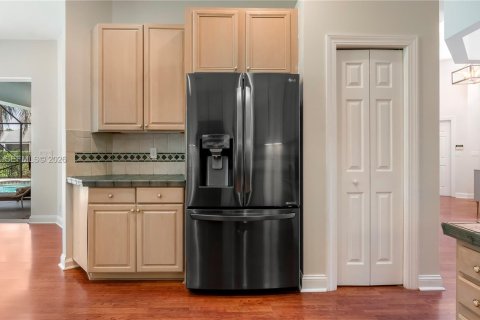 Снять в аренду виллу или дом в Уэст-Палм-Бич, Флорида 3 спальни, 272.67м2, № 2058630 - фото 14