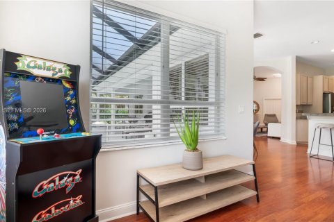 Снять в аренду виллу или дом в Уэст-Палм-Бич, Флорида 3 спальни, 272.67м2, № 2058630 - фото 20