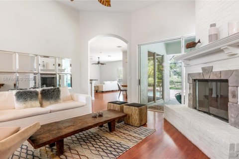 Снять в аренду виллу или дом в Уэст-Палм-Бич, Флорида 3 спальни, 272.67м2, № 2058630 - фото 7