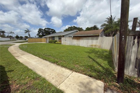 Купить виллу или дом в Дейви, Флорида 3 спальни, 141.58м2, № 2055506 - фото 4