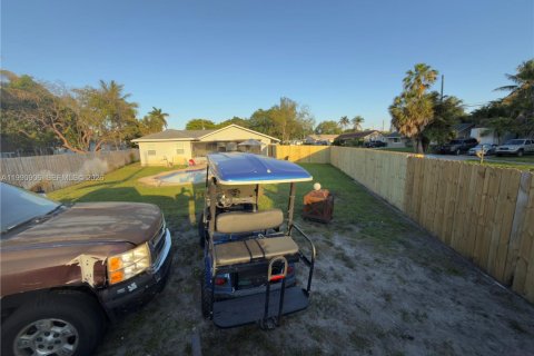 Купить виллу или дом в Дейви, Флорида 3 спальни, 141.58м2, № 2055506 - фото 13