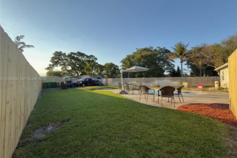 Купить виллу или дом в Дейви, Флорида 3 спальни, 141.58м2, № 2055506 - фото 10