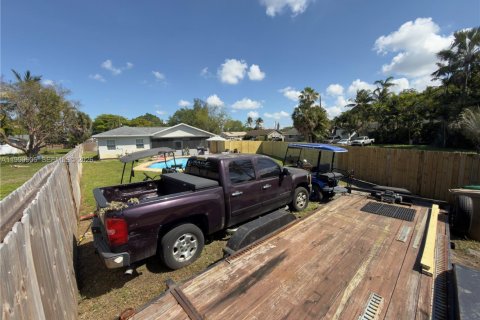 Купить виллу или дом в Дейви, Флорида 3 спальни, 141.58м2, № 2055506 - фото 17
