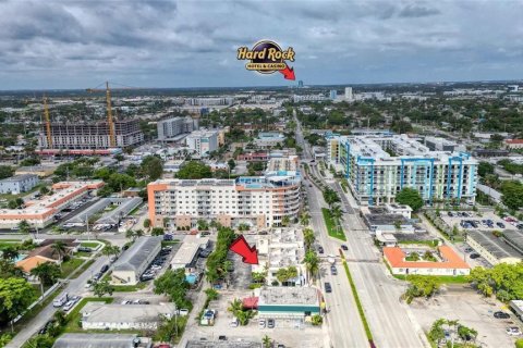 Apartment in Dania Beach, Florida 3 rooms, 51.1 sq.m. № 2250815 - photo 6