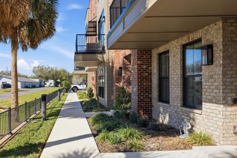 Townhouse in Winter Garden, Florida 4 bedrooms, 206.71 sq.m. № 2098598 - photo 30