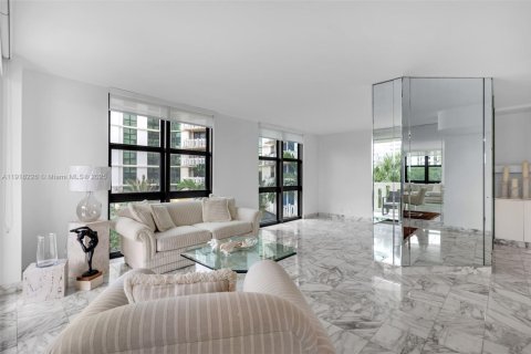 Copropriété à louer à Key Biscayne, Floride: 2 chambres, 165.55 m2 № 2018509 - photo 8