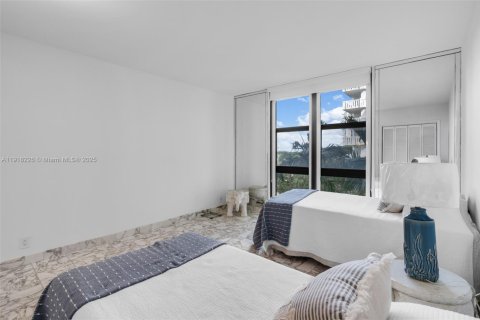 Copropriété à louer à Key Biscayne, Floride: 2 chambres, 165.55 m2 № 2018509 - photo 19