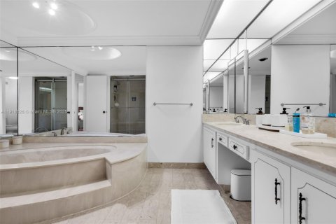 Copropriété à louer à Key Biscayne, Floride: 2 chambres, 165.55 m2 № 2018509 - photo 23