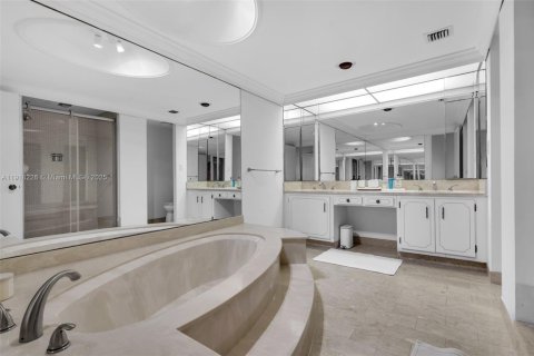 Copropriété à louer à Key Biscayne, Floride: 2 chambres, 165.55 m2 № 2018509 - photo 25