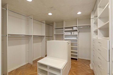 Condo in Palm Beach, Florida, 3 bedrooms  № 2400010 - photo 15